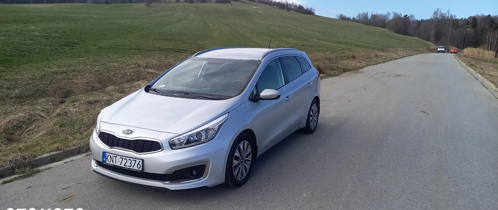 Kia Ceed cena 46500 przebieg: 84000, rok produkcji 2016 z Świebodzin małe 232